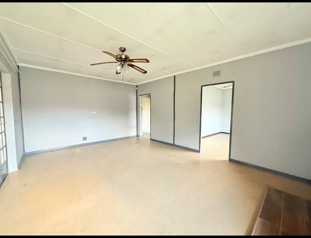 3 BEDROOM HOUSE FOR SALE IN VANDERBIJLPARK SE 1